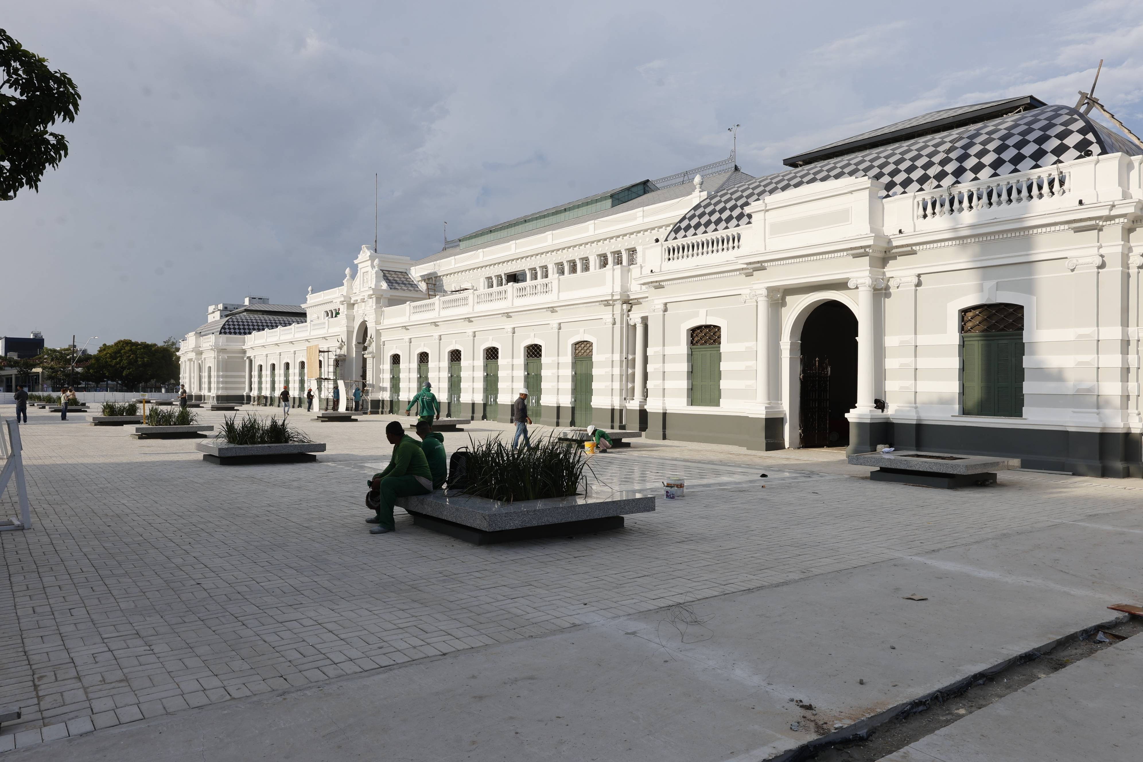 Mercado de São Brás é reaberto depois de 14 meses em restauração; conheça o patrimônio histórico 