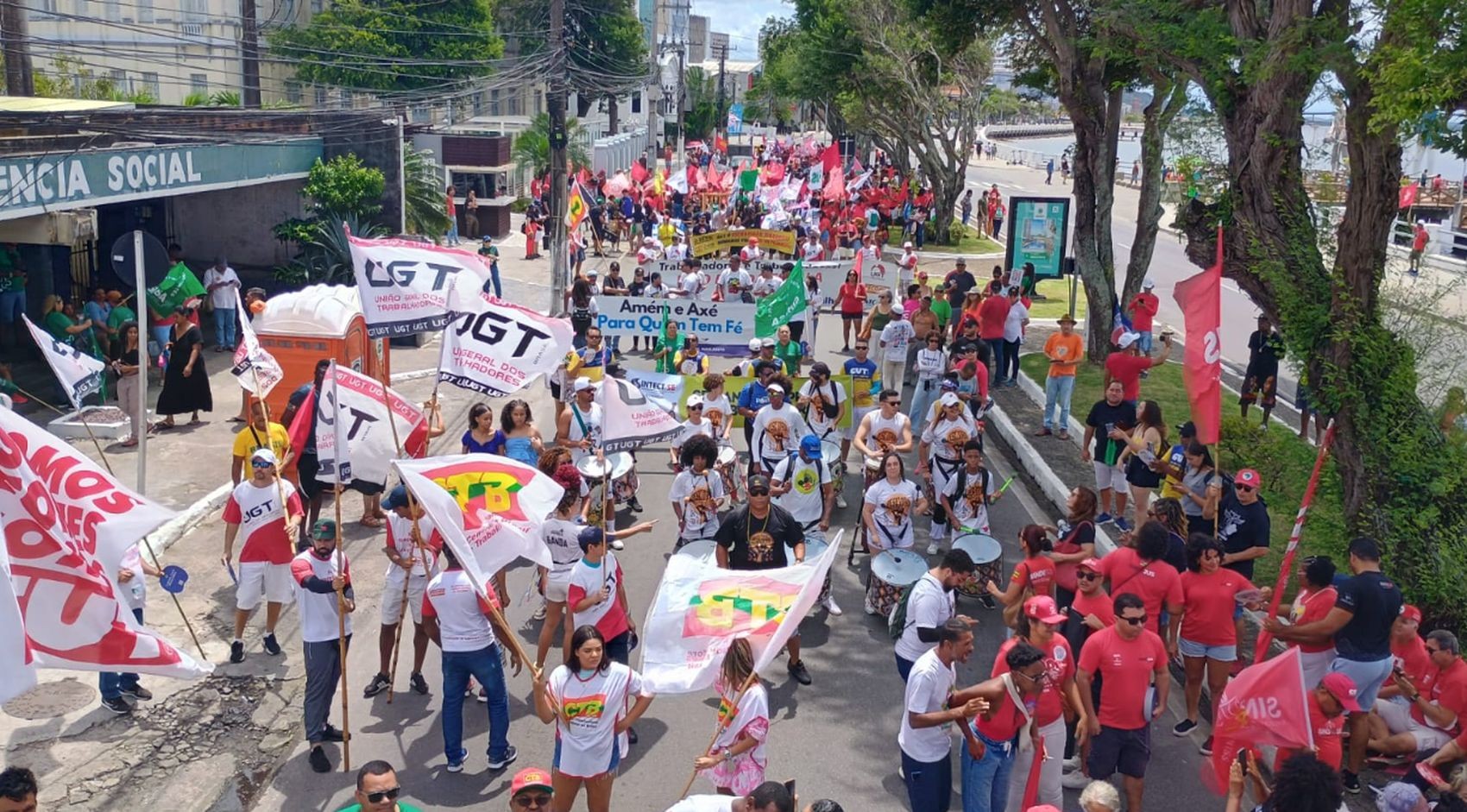 Grito dos Excluídos reúne manifestantes no Centro de Aracaju