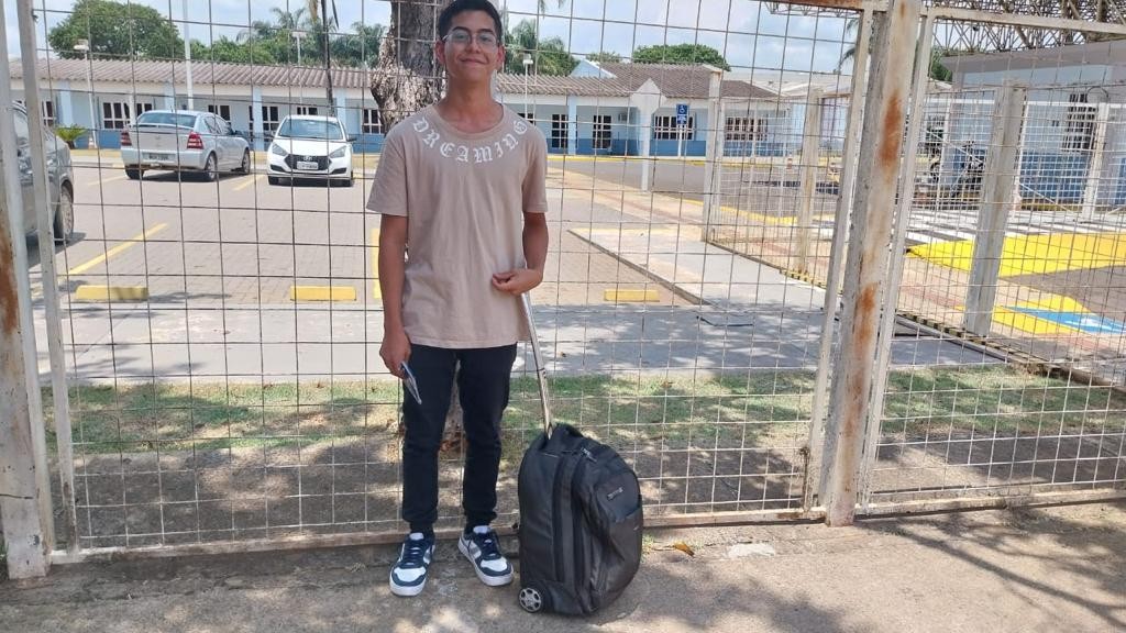 Fuvest 2024: estudante encara viagem de 20 horas para fazer a prova da 1ª fase em São Carlos