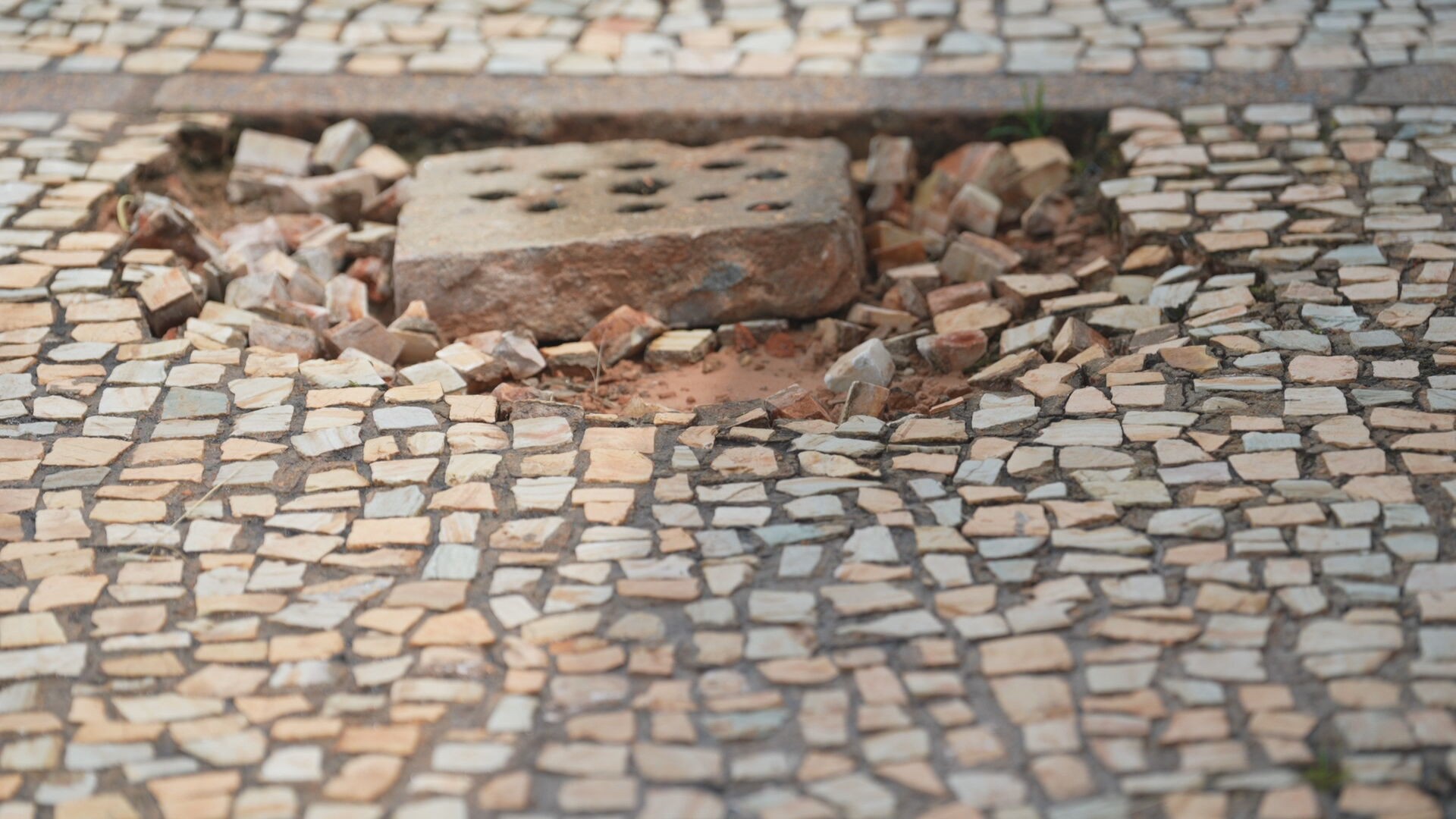 Praça dos Três Poderes: reforma será entregue até dezembro, diz Iphan 