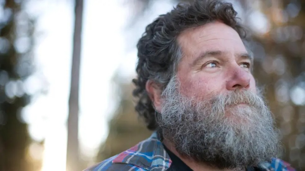 Pesquisas demonstram que a barba em particular sustenta uma densa e diversificada população de micróbios — Foto: Getty Images