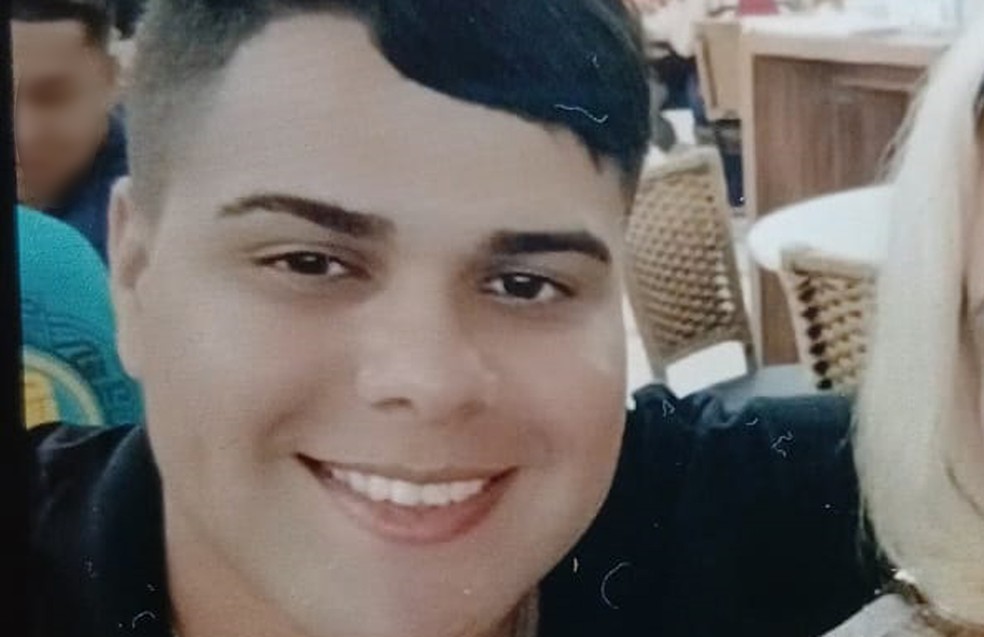 Alex Sandro da Silva Rocha, de 21 anos, foi morto pela namorada em Bebedouro, SP — Foto: Redes Sociais