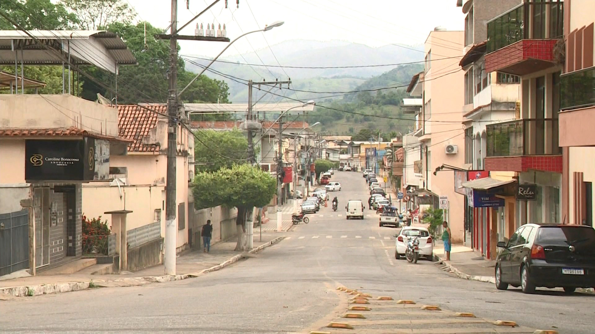 Homem tenta matar a esposa com tiros no peito em Jerônimo Monteiro, Sul do ES; ele tentou se matar depois