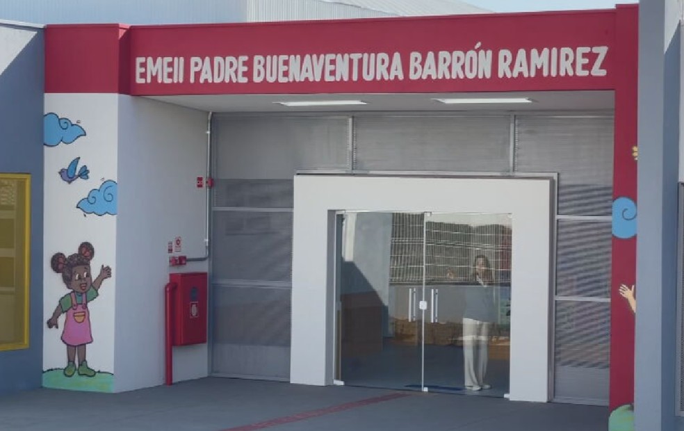 5 de 5
Emeii Padre Buenaventura Barr&oacute;n Ramirez &mdash; Foto: TV TEM