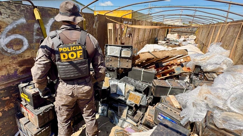 VÍDEO: droga sintética altamente viciante é apreendida escondida em carcaças de baterias em MS