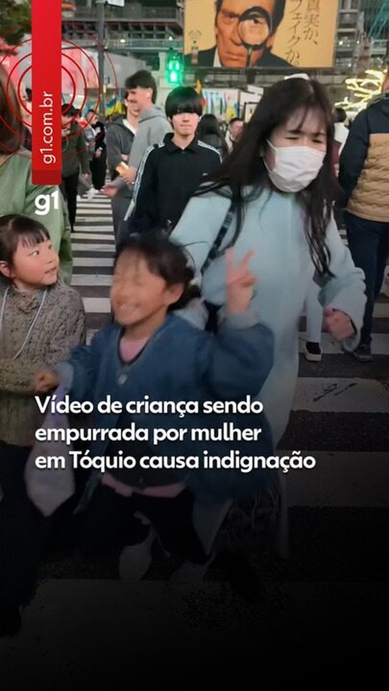 VÍDEO de criança sendo empurrada por mulher em rua de Tóquio causa indignação