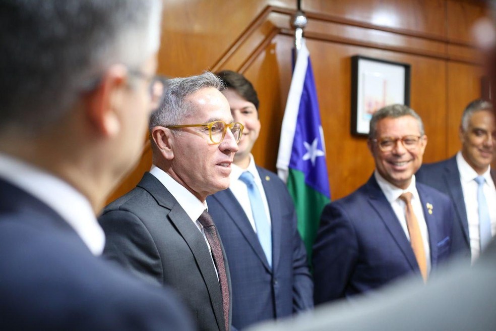 Posse de Nitinho como deputado federal em Brasília — Foto: Júlio Dutra