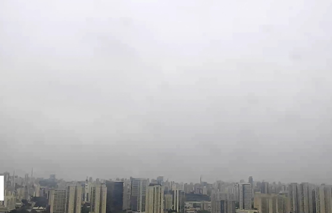 São Paulo tem previsão de chuva neste sábado e de temporais no domingo de eleição