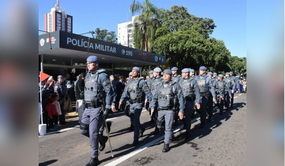 9 de Julho: feriado terá desfile cívico-militar, comércio aberto e interdições no trânsito em Presidente Prudente