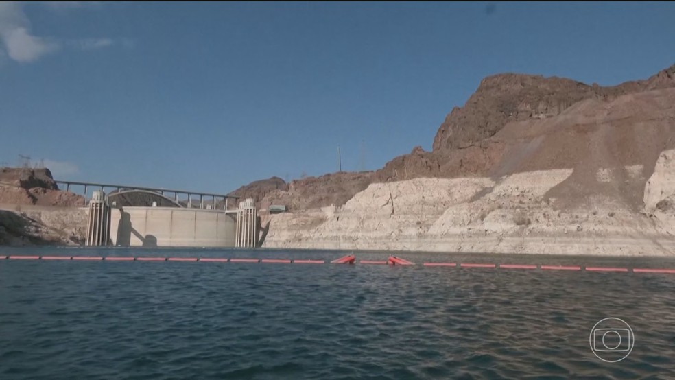 Seca e mudanças climáticas fazem 2 dos maiores reservatórios de água dos EUA atingirem o nível mais baixo da história — Foto: Jornal Nacional/ Reprodução