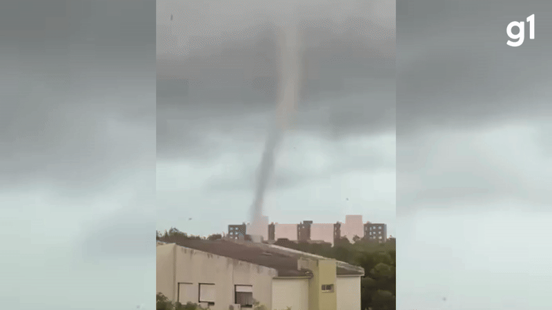 VÍDEO: Passagem de nuvem funil é registrada durante tempestade em Pelotas