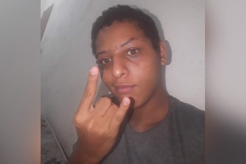 João Victor Gonçalves da Silva, de 18 anos, teria sido morto pelo tio após uma discussão por causa do wi-fi da cas — Foto: Divulgação/PMPB