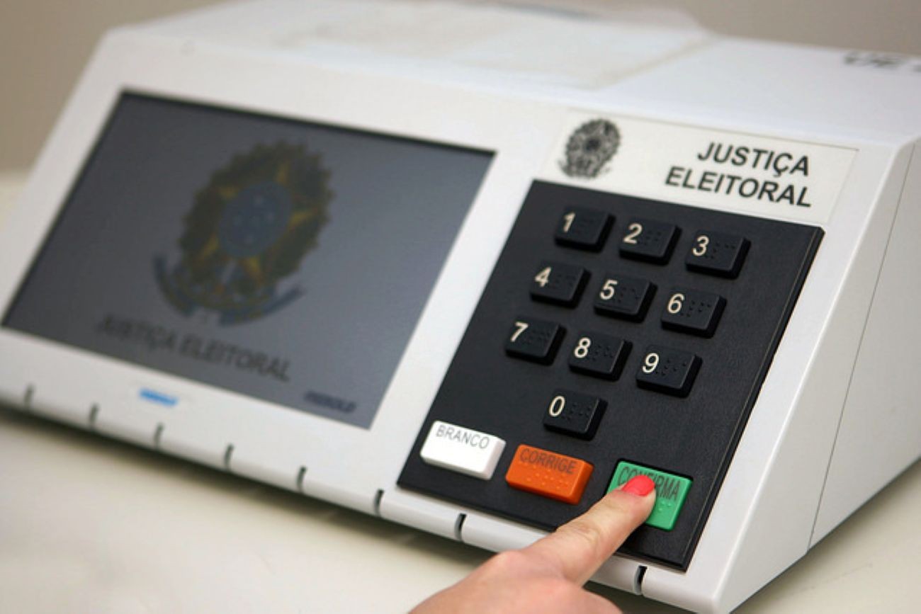 Elas podem decidir: Mulheres são 53% do eleitorado de Divinópolis têm mais influência nas eleições de 2026