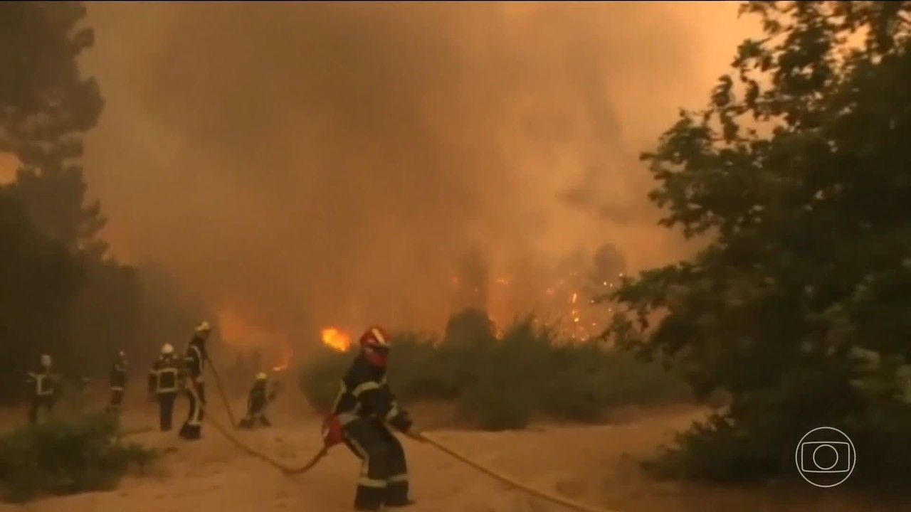 Incêndios históricos na França e Espanha forçam evacuação de 280 mil pessoas