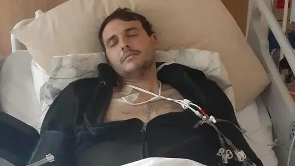 Luke enfrentou uma longa espera por um doador — e sabia que, sem isso, 'as taxas de sobrevivência despencam' — Foto: Luke Melling