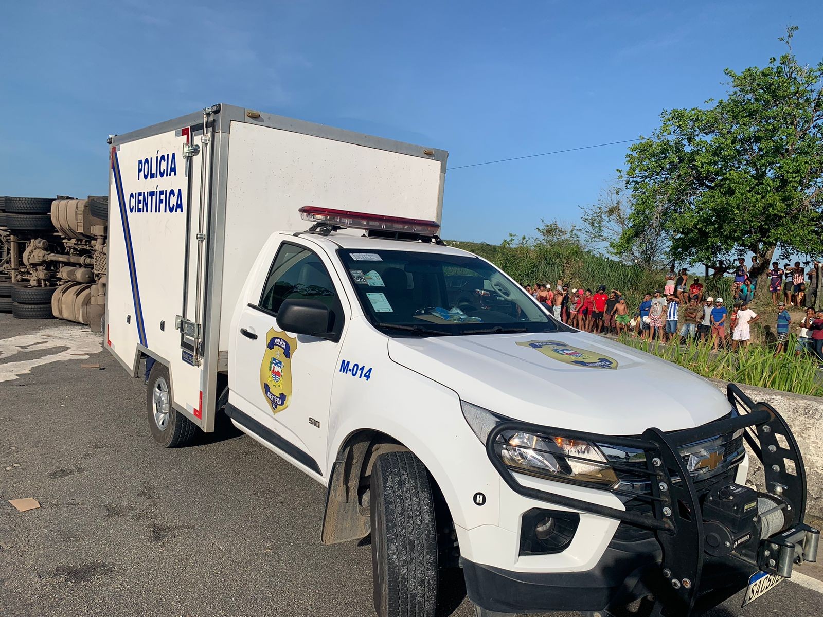 Homem é encontrado morto com golpes de facão no rosto em Maceió