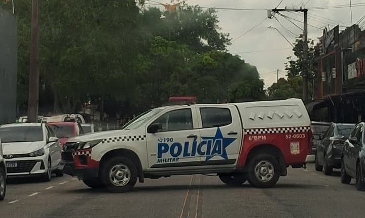 Clientes de estabelecimento são feitos reféns após perseguição policial em Ananindeua