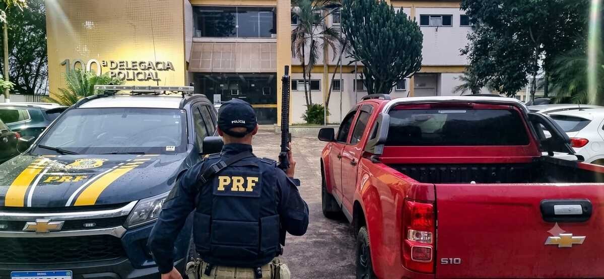 Homem é detido com carro clonado na Via Dutra, em Porto Real 