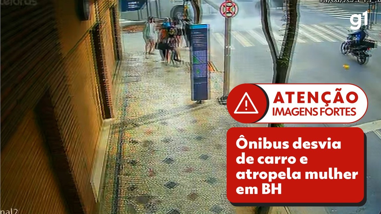 Vídeo mostra acidente com ônibus que derrubou poste e deixou mulher gravemente ferida no Centro de BH