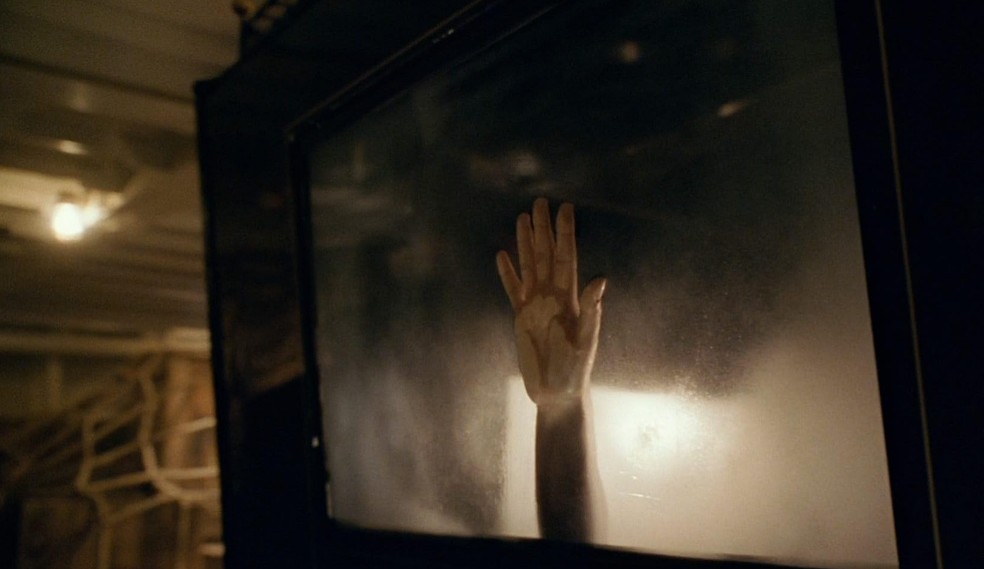 Cena de Rose e Jack em carro no filme "Titanic" — Foto: Divulgação
