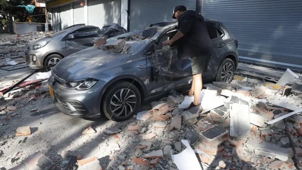 Sismo na Colômbia causou estragos em cidades como Cali — Foto: EPA via BBC