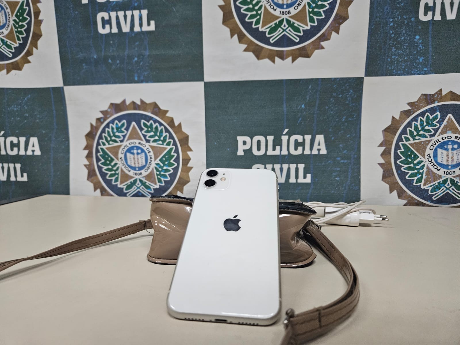 Jovem é preso por tentar aplicar golpe na própria amiga em Paraíba do Sul 