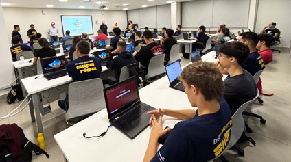 Setor de tecnologia cresce e abre oportunidades para profissionais de sistemas