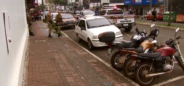 Mulher que pagou por feitiço e ouviu proposta para matar atual do ex vai a júri em SC