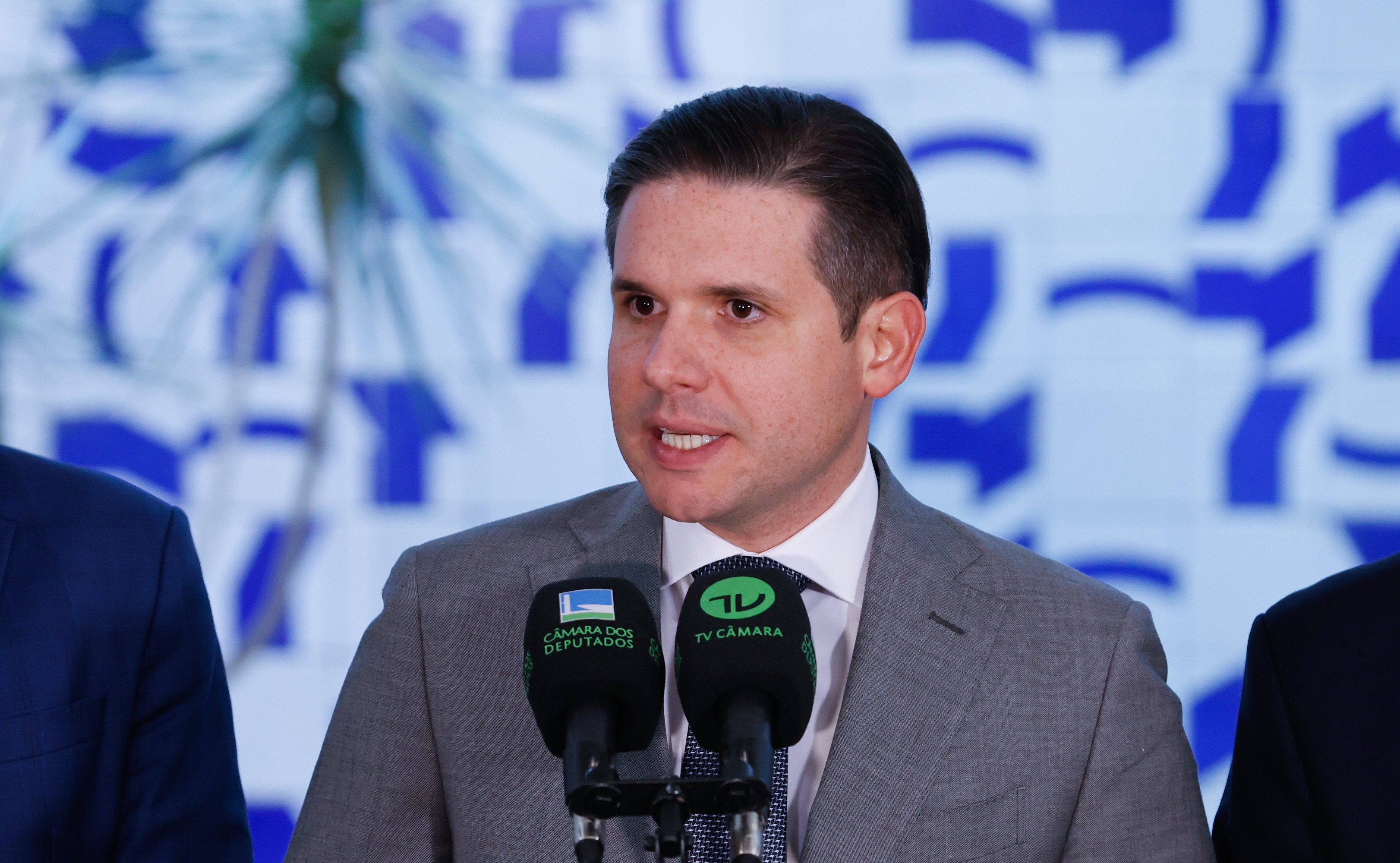 Escala 6x1: Motta defende redução da jornada de trabalho e diz que Congresso deve definir neste mês tamanho do corte