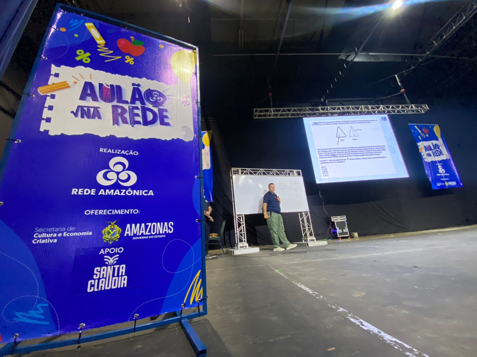 'Aulão na Rede' começa nesta terça-feira com transmissão ao vivo pelo g1; baixe a apostila virtual