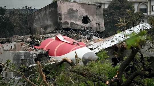 As duras críticas ao relatório preliminar sobre queda de avião da Air India