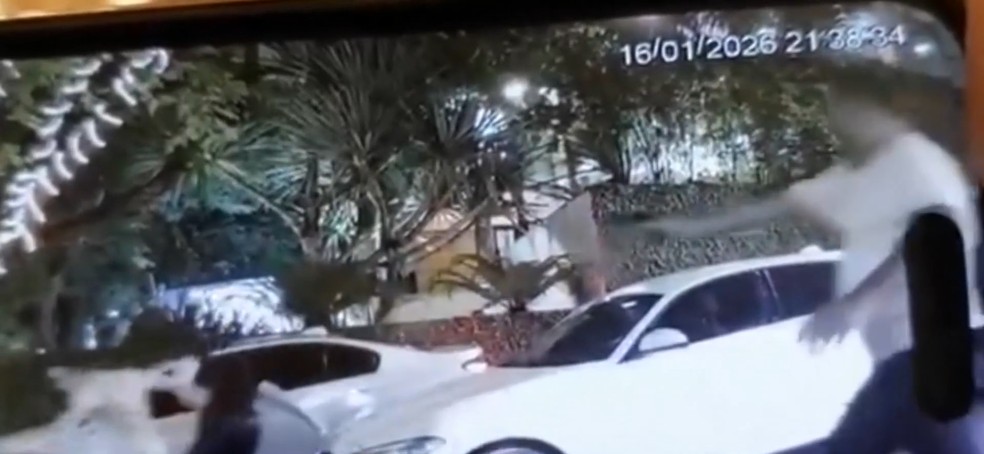 Médico é preso por matar outros dois médicos a tiros em Barueri — Foto: Reprodução/TV Globo