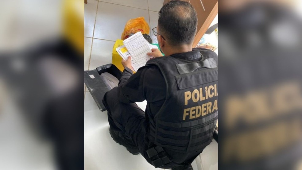 Polícia Federal cumpre mandado em Fortaleza em operação contra manipulação de resultado de jogos — Foto: PF/Divulgação