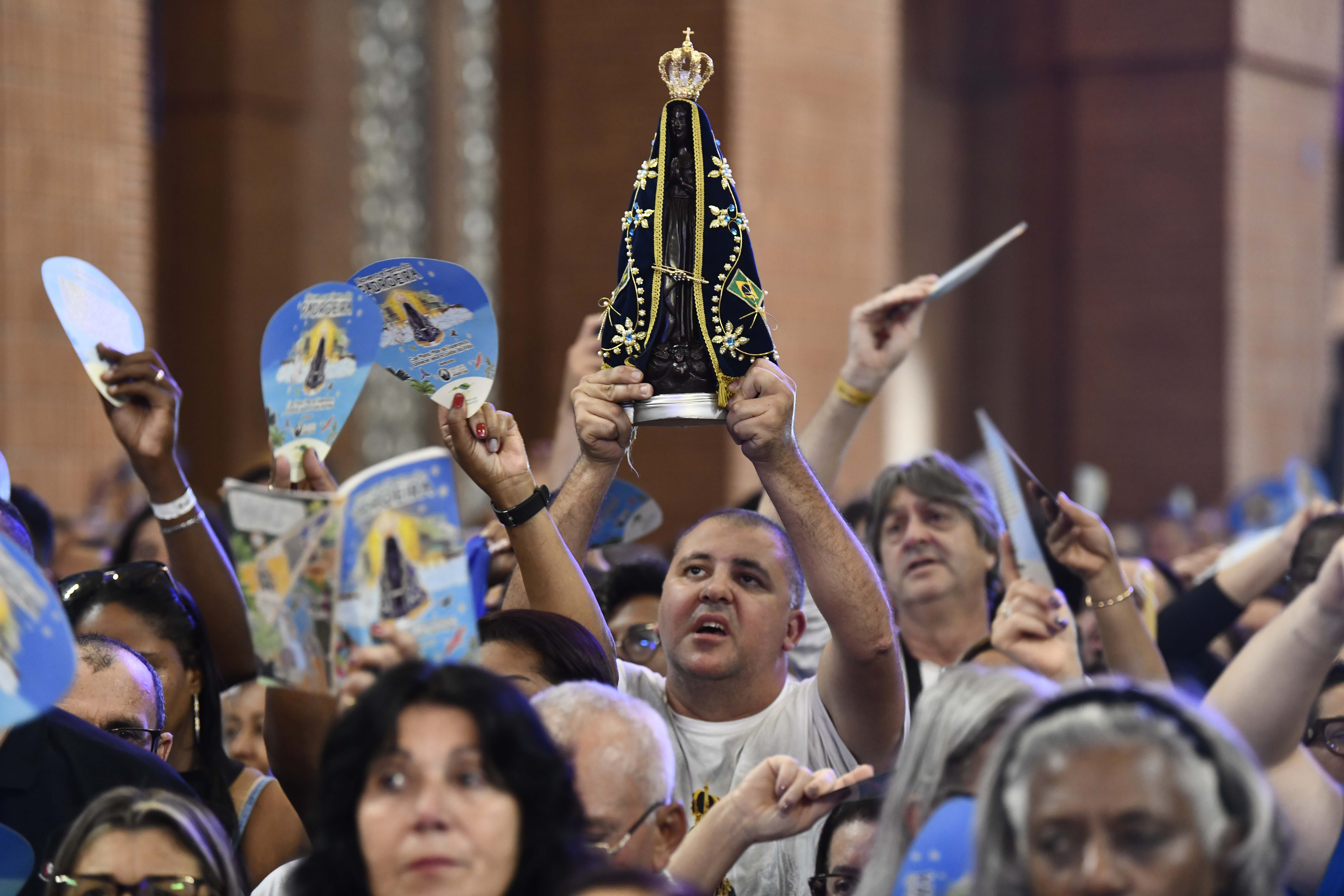 Veja programação de missas, novenas e procissões no Santuário a uma semana do Dia de Nossa Senhora Aparecida