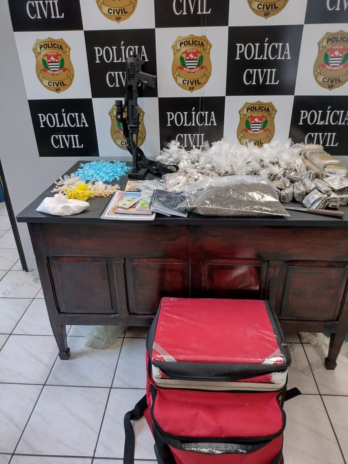 Polícia Apreende Adolescente E Busca Por Irmãos Suspeitos De Integrar Organização Criminosa Em 6670