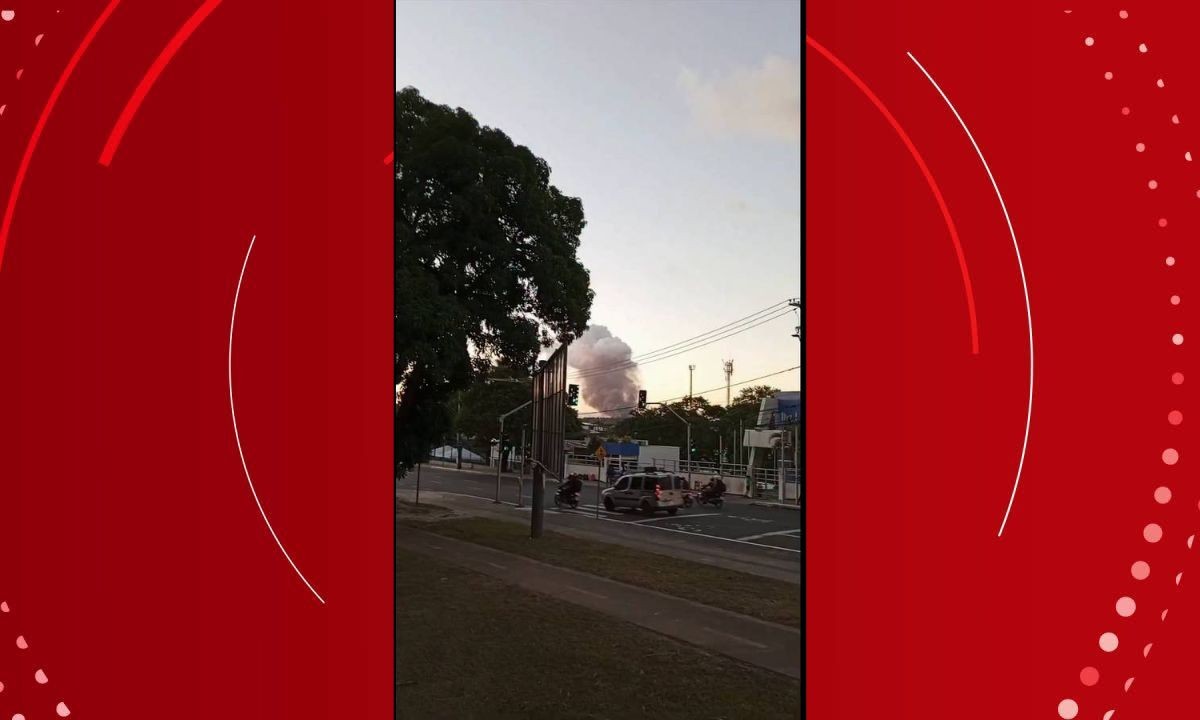


Incêndio atinge torre de fábrica durante manutenção no polo industrial de Camaçari