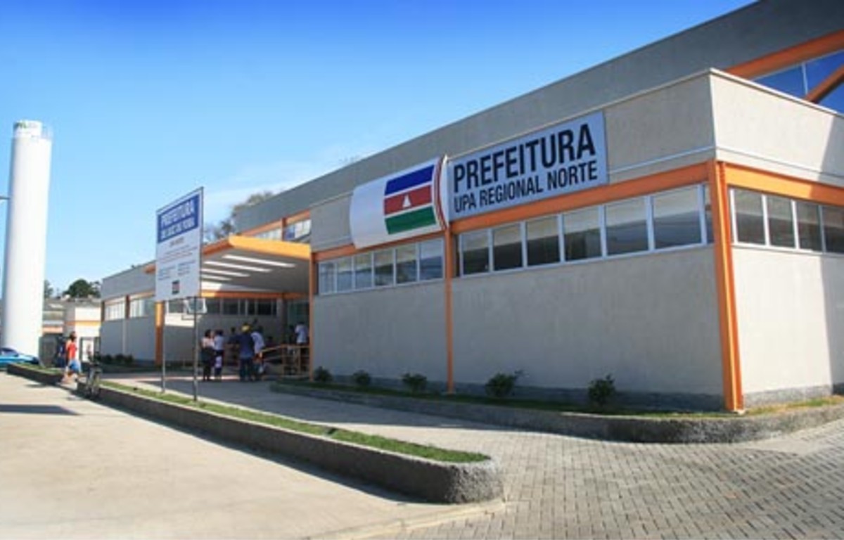Funcionária de açougue prende os dedos em máquina de bater bife em Juiz de Fora