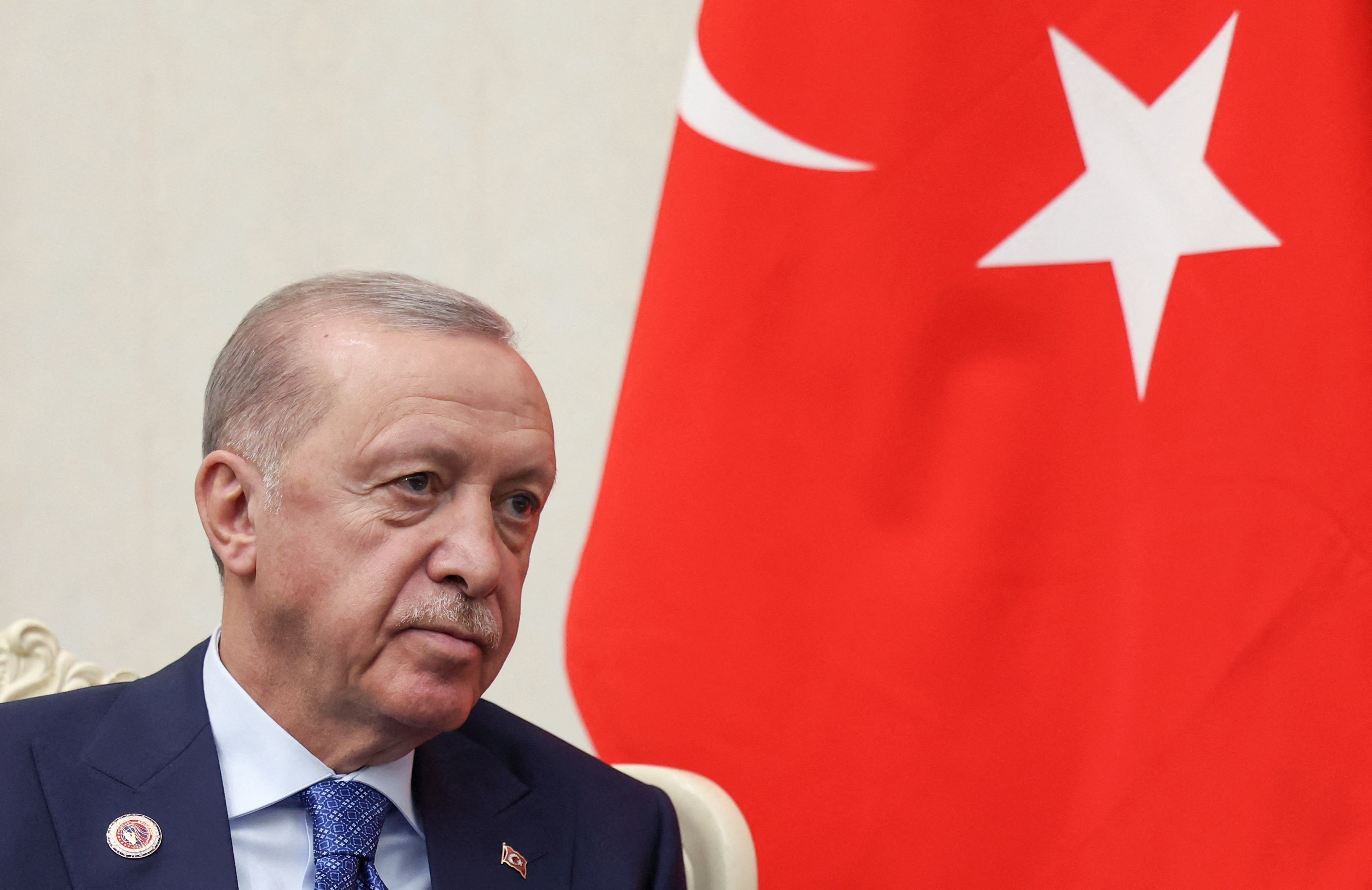 Presidente da Turquia concorrerá à reeleição apesar de atingir limite constitucional