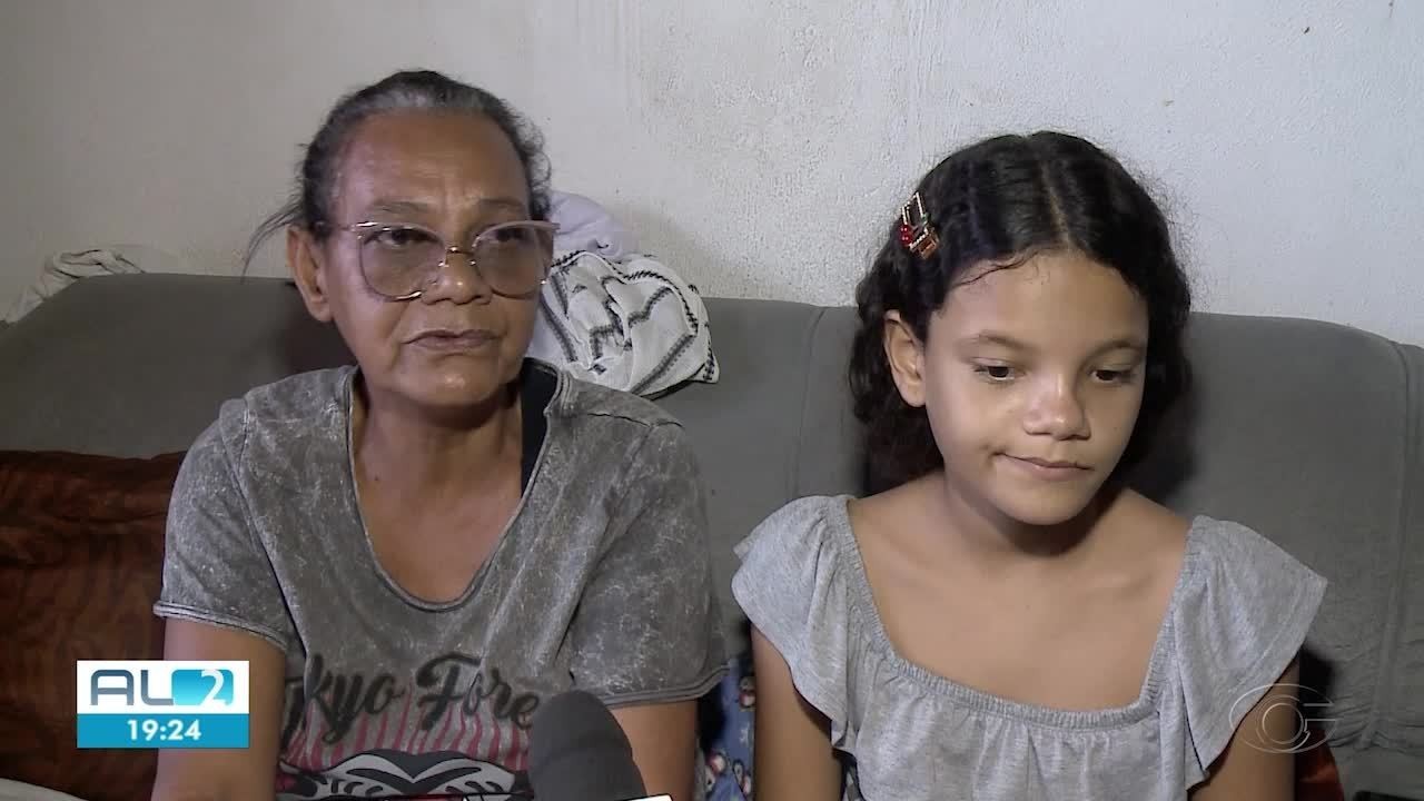 Alunos da rede pública de Maceió ficam sem estudar por falta de transporte escolar