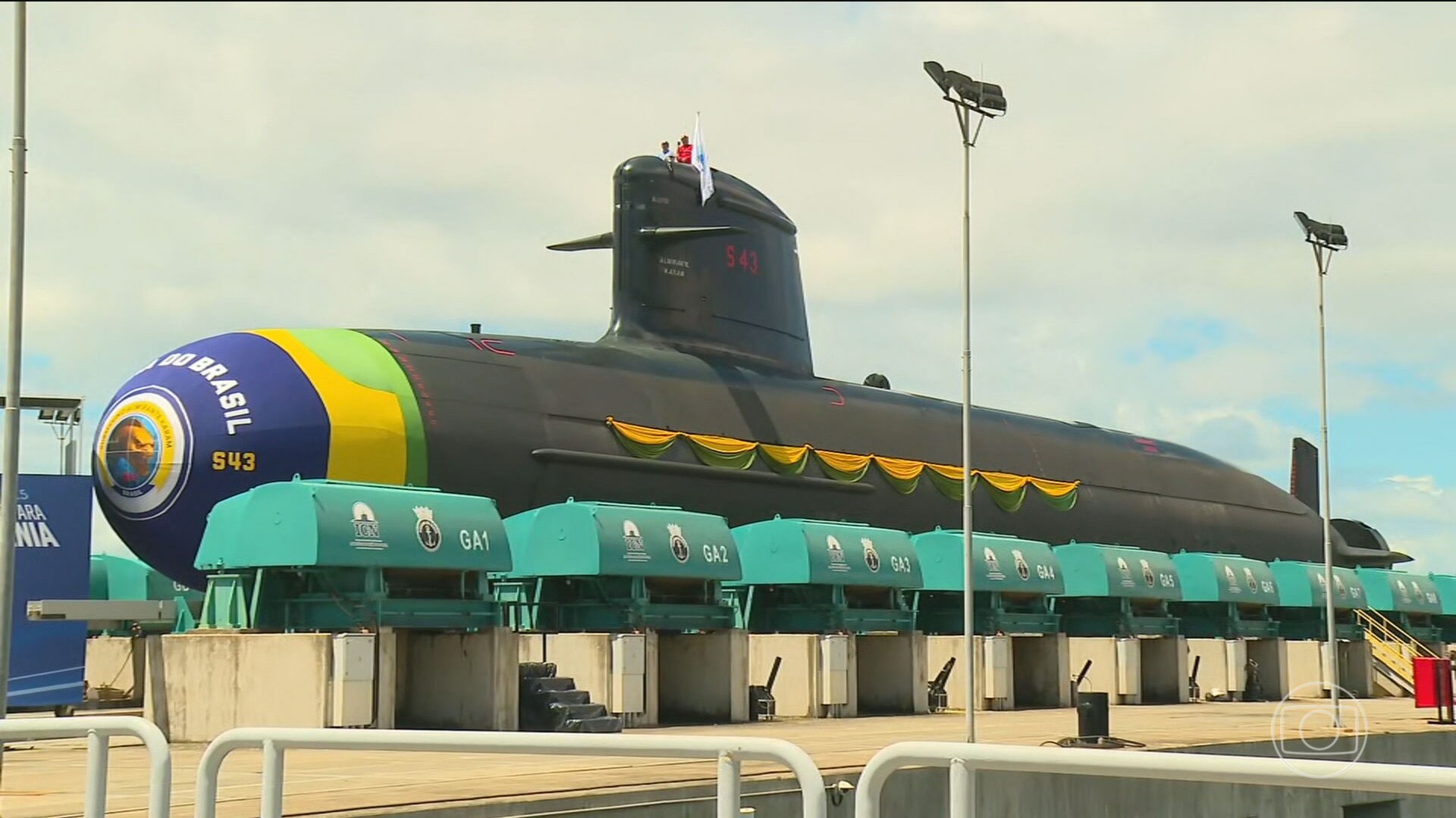 Marinha coloca no mar quarto submarino construído no Brasil