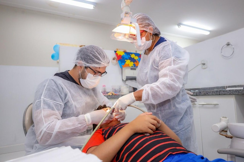 Pessoas com TEA receberão atendimento odontológico especializado gratuito, além de orientações sobre os cuidados com a saúde bucal. — Foto: Ascom/PMP