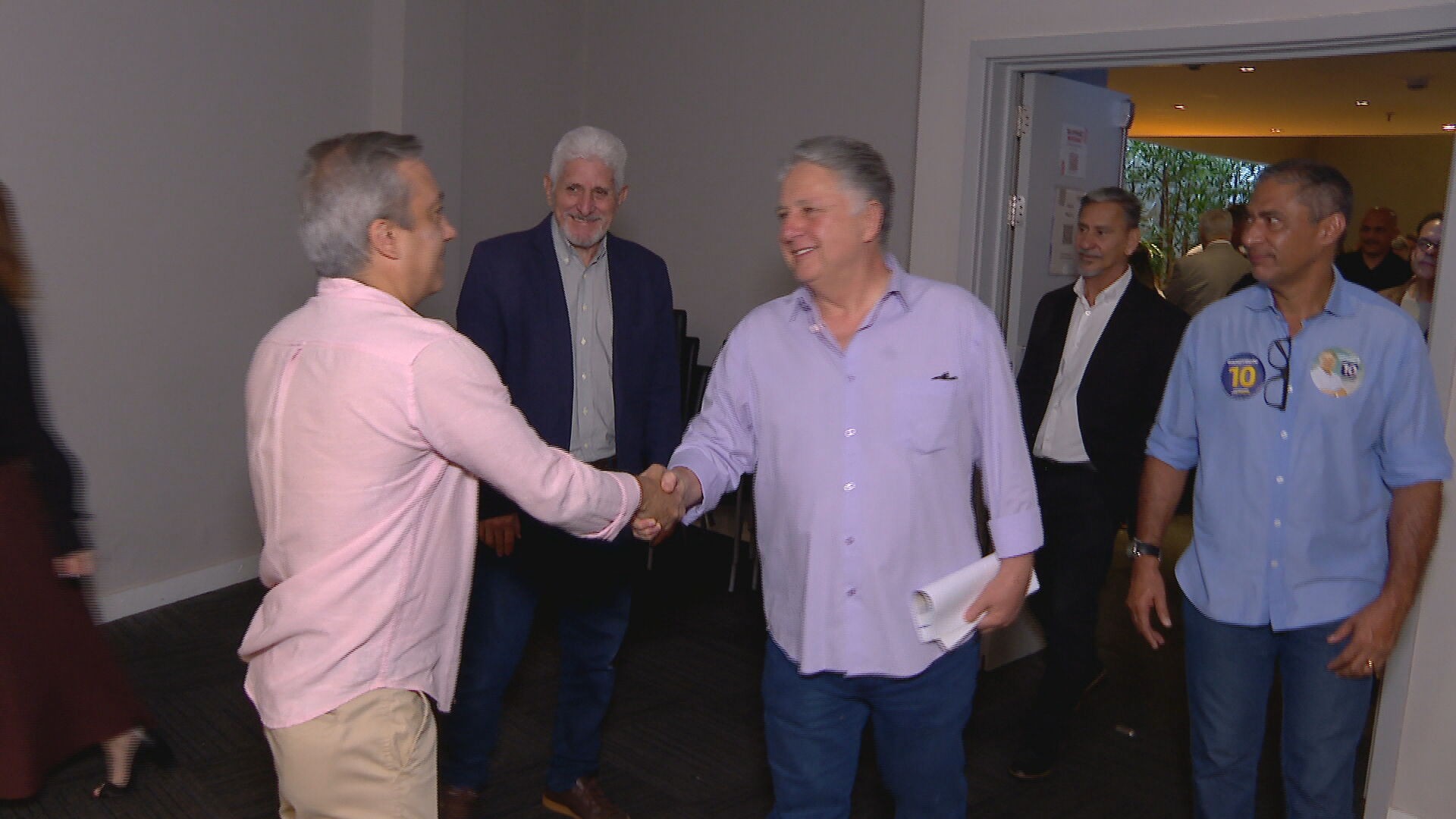 Garotinho propõe incentivos fiscais para atrair negócios e gerar empregos no RJ