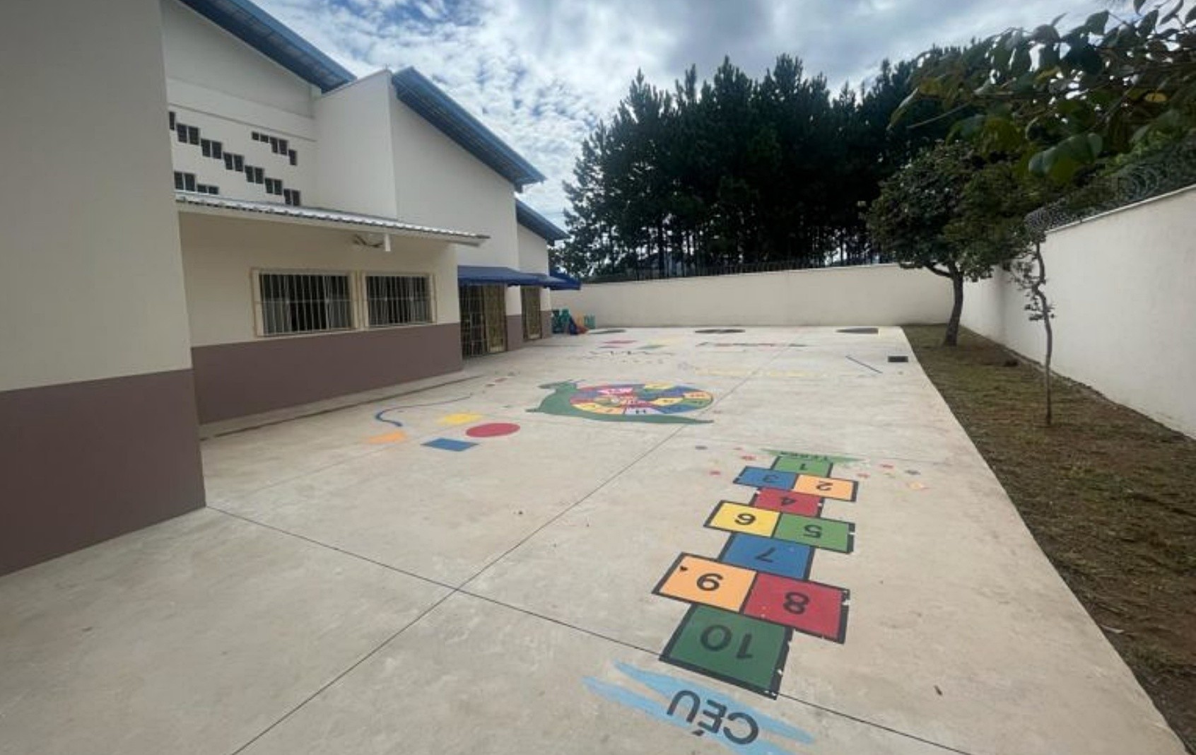 Projeto permite que empresas adotem escolas municipais em Poços de Caldas