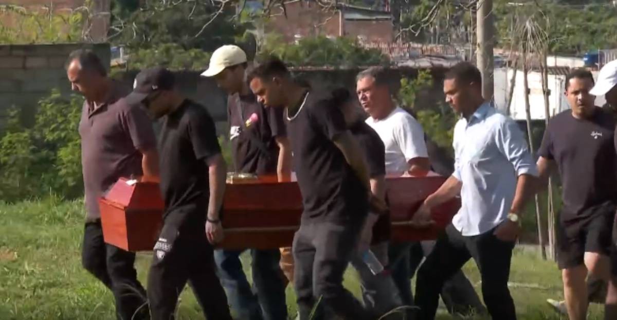'Agora eu vou querer saber o que aconteceu', diz avó de mulher que morreu durante lipoaspiração em BH