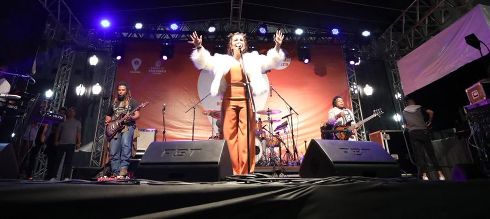  Priscilla Alcântara se apresenta na Sé em show da Virada Cultural, em 2019 — Foto: Fábio Tito/G1