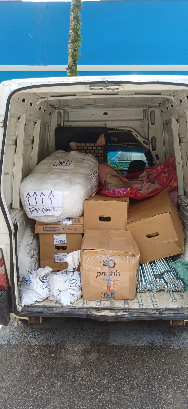 Homem é preso com identidade falsa e por expor criança a perigo na Via Dutra, em Piraí