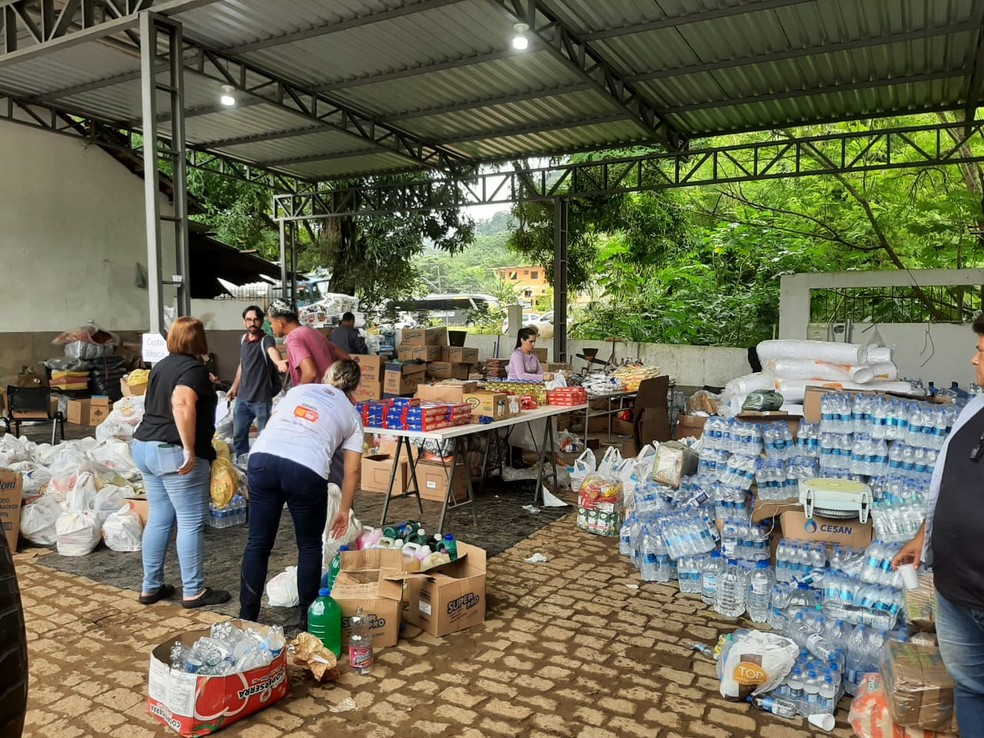 Ponto de distribuição de doações em Mimoso do Sul. Espírito Santo — Foto: Ana Elisa Bassi