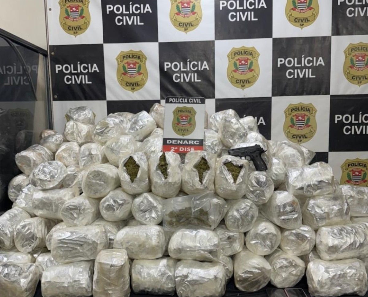 Motorista de caminhão é preso com 138 kg de 'super maconha' na Zona Norte de SP