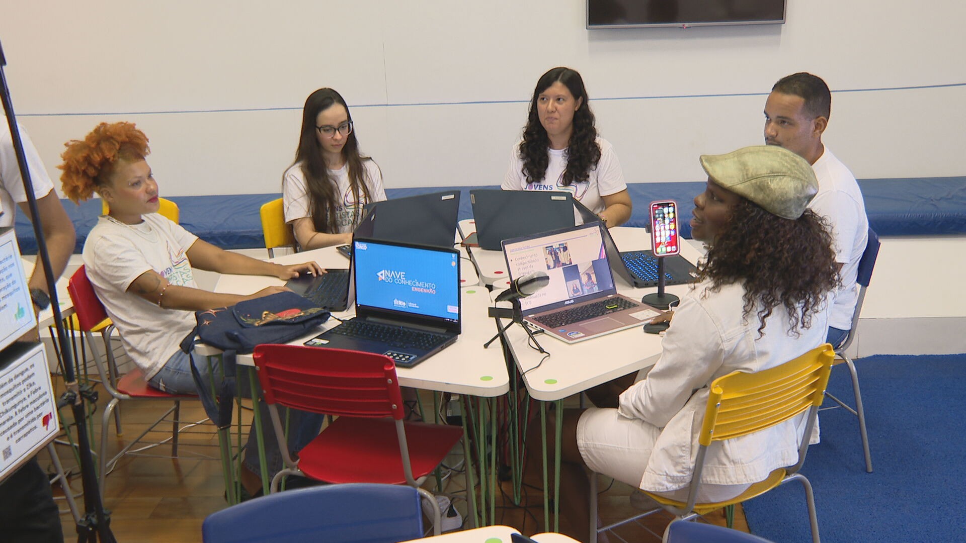 Programa para jovens cientistas no Rio oferece bolsas de R$ 800 e abre novas vagas; veja como se inscrever