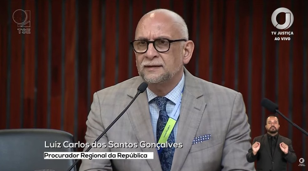 Procurador-geral eleitoral Luiz Carlos dos Santos Gonçalves defendeu endurecer regras para IA — Foto: Reprodução